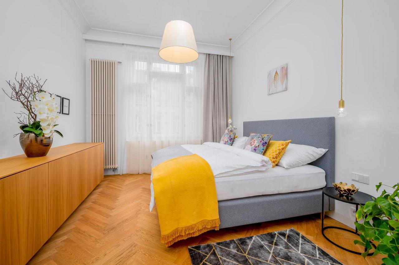Prague Days - Old Town - Spacious Apartment ภายนอก รูปภาพ